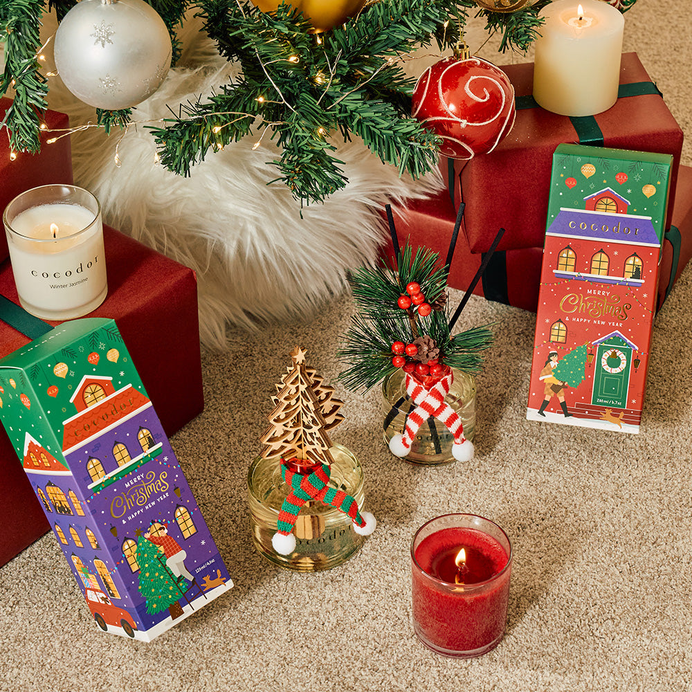 2022 Christmas Reed Diffuser / 120ml / Poinsettia